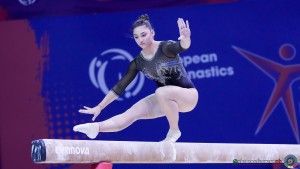 esposito manila ita ph simone ferraro 78 sfa00495